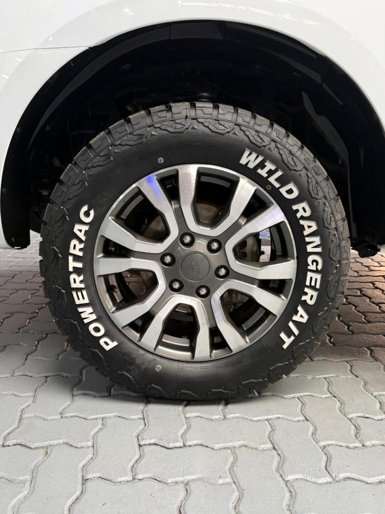 2017 Ford 2.2TDCi Double Cab Hi-Rider XL