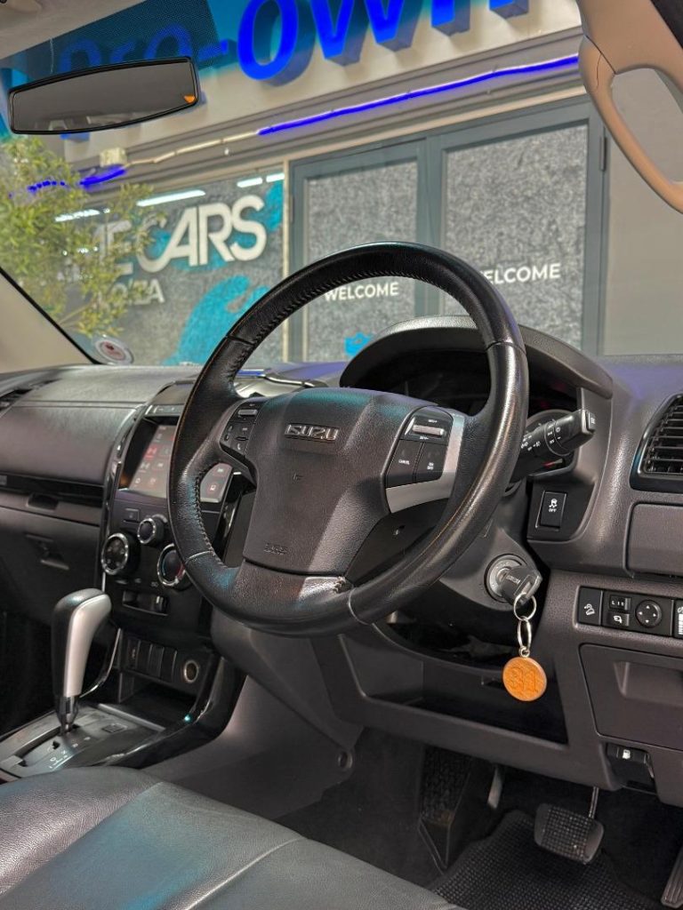 2020 Isuzu 300 3.0TD Extended Cab LX Auto