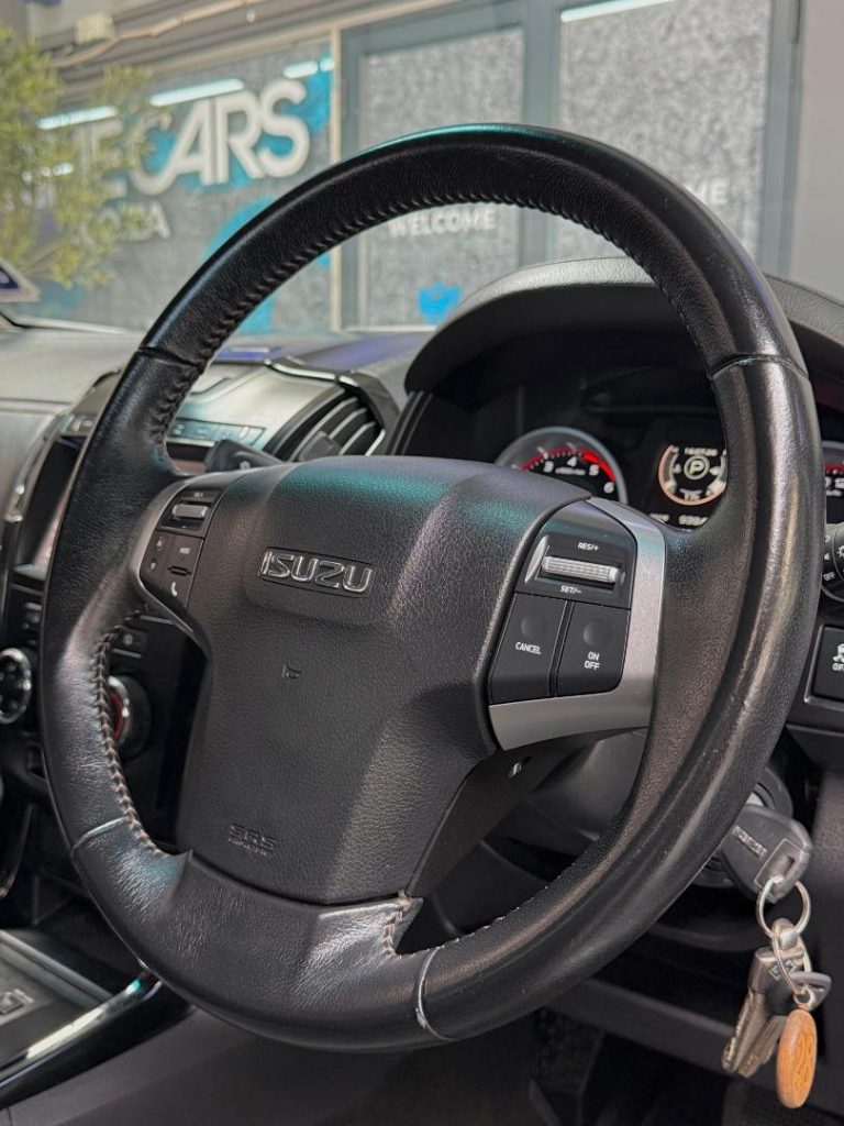 2020 Isuzu 300 3.0TD Extended Cab LX Auto