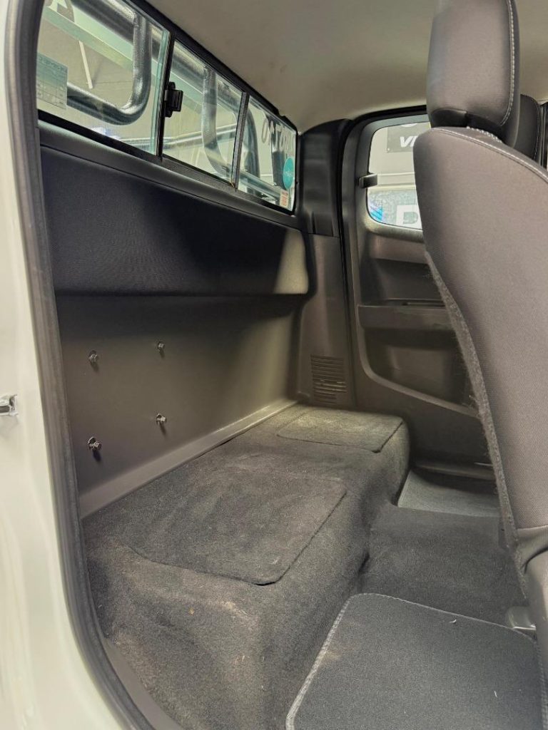 2020 Isuzu 300 3.0TD Extended Cab LX Auto