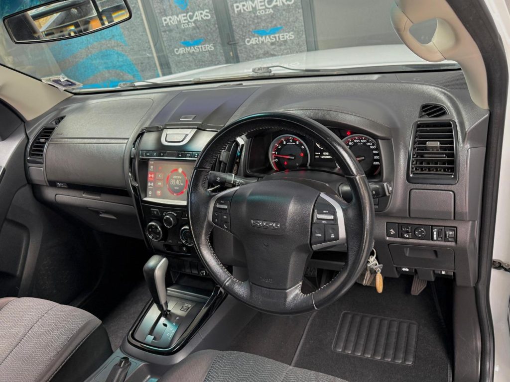 2020 Isuzu 300 3.0TD Extended Cab LX Auto
