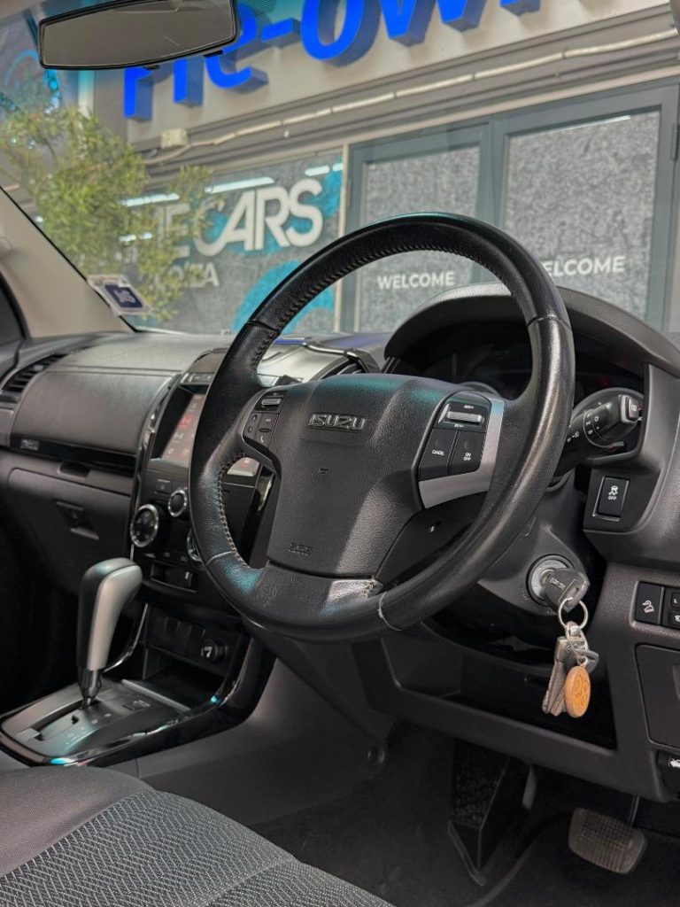 2020 Isuzu 300 3.0TD Extended Cab LX Auto