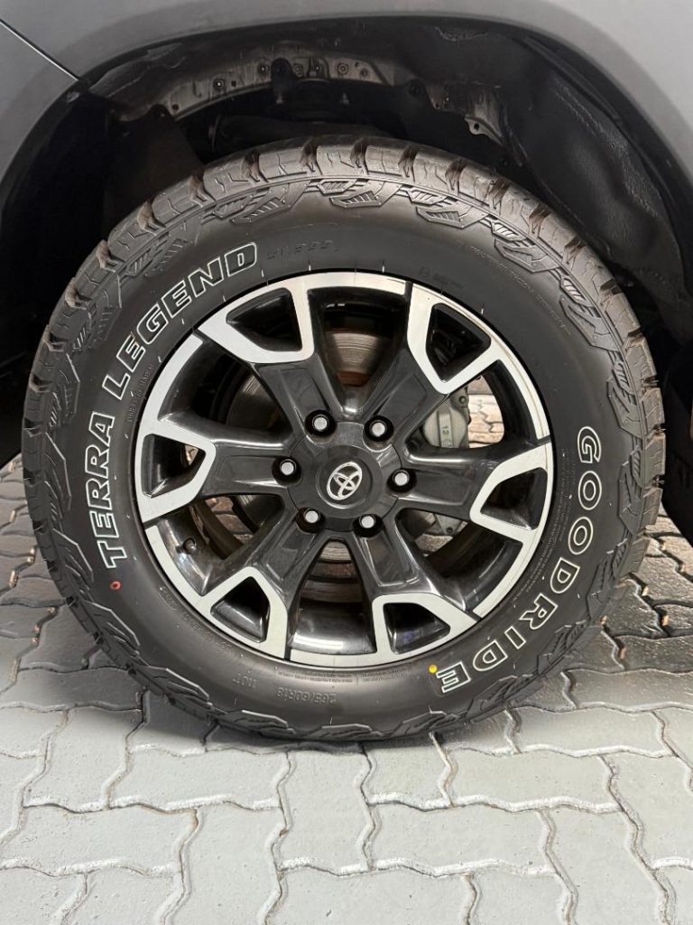 2020 Toyota 2.8GD-6 Double Cab Legend 50 Auto