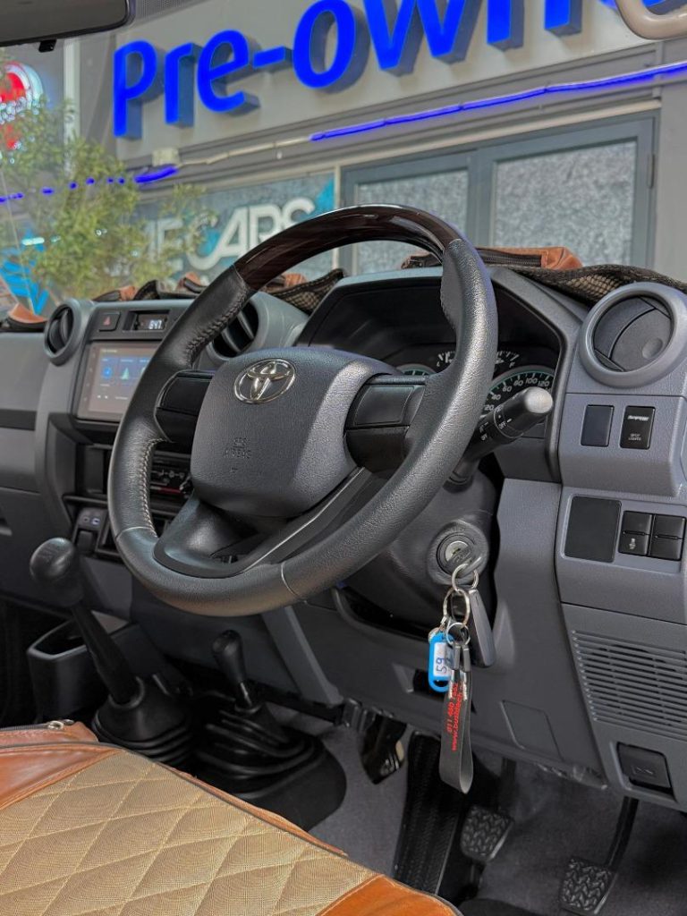 2025 Toyota 4.5D-4D LX V8 Double Cab