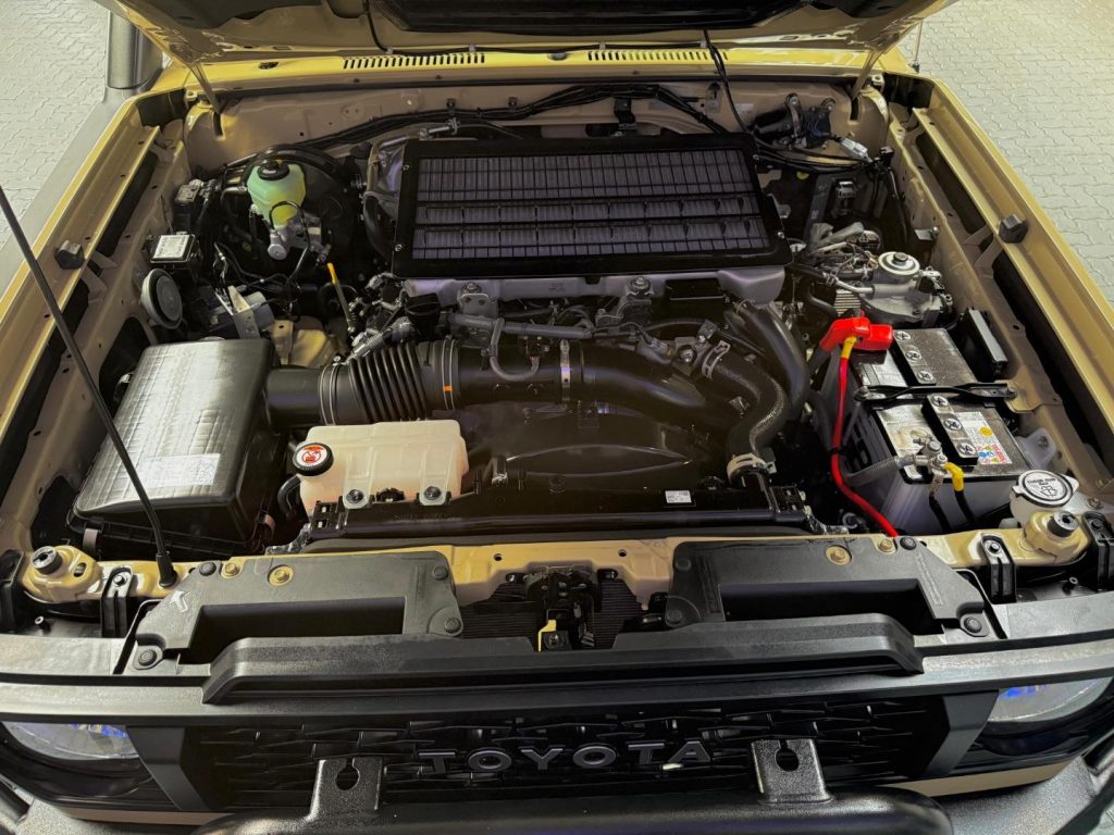 2025 Toyota 4.5D-4D LX V8 Double Cab