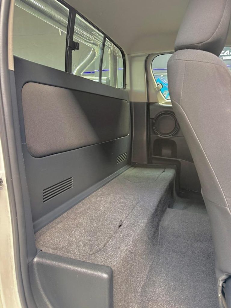 2016 Toyota 2.4GD-6 Xtra cab SRX