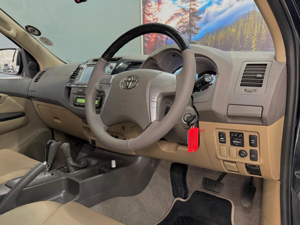 2013 Toyota 3.0D-4D 4x4 auto