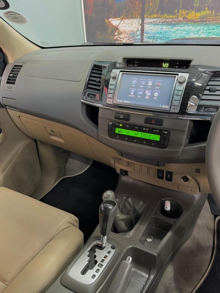 2013 Toyota 3.0D-4D 4x4 auto