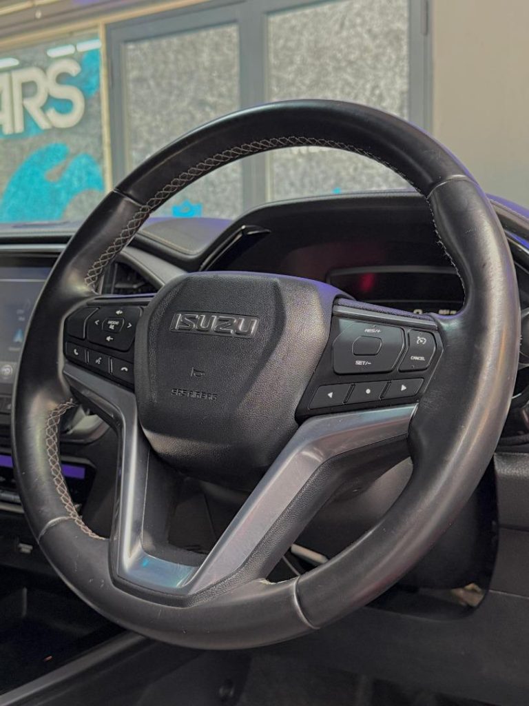 2022 Isuzu 3.0TD Extended Cab LSE