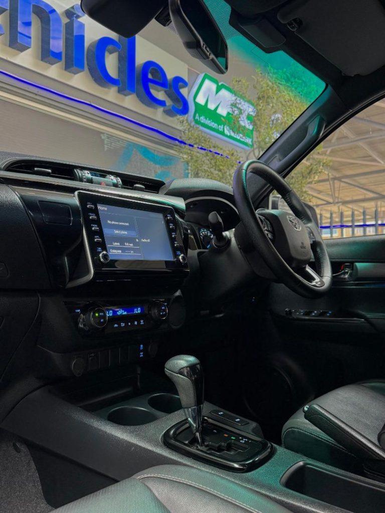 2021 Toyota 2.8GD-6 Double Cab Legend Auto