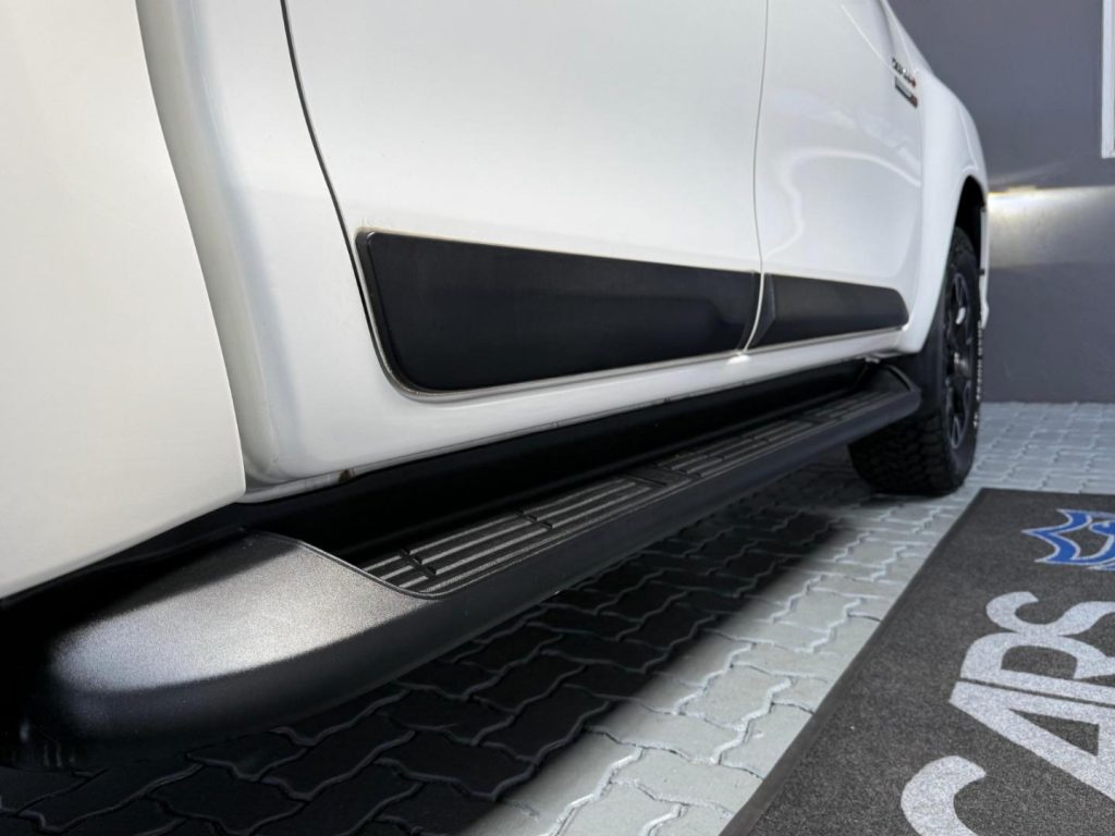 2020 Toyota 2.8GD-6 Double Cab Legend 50 Auto